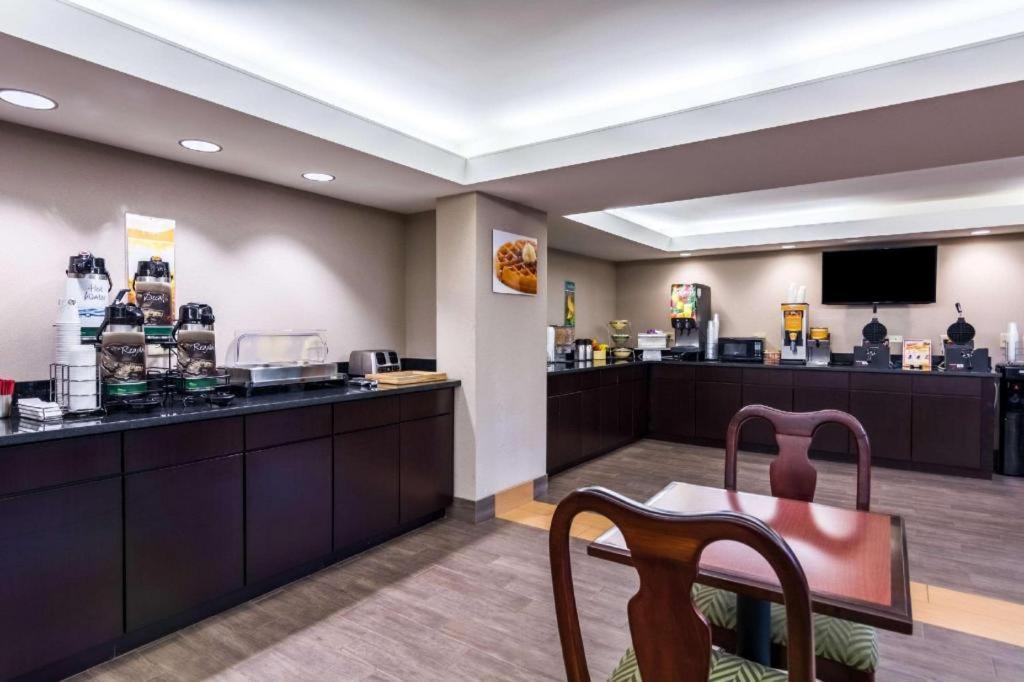 Quality Inn Manassas Dış mekan fotoğraf