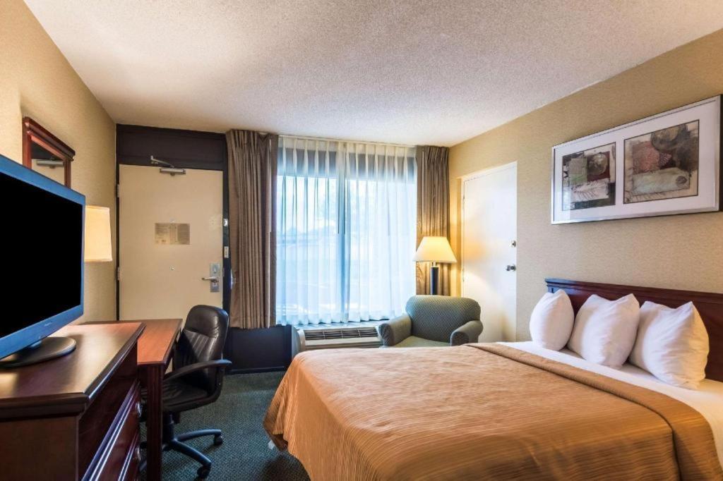 Quality Inn Manassas Dış mekan fotoğraf